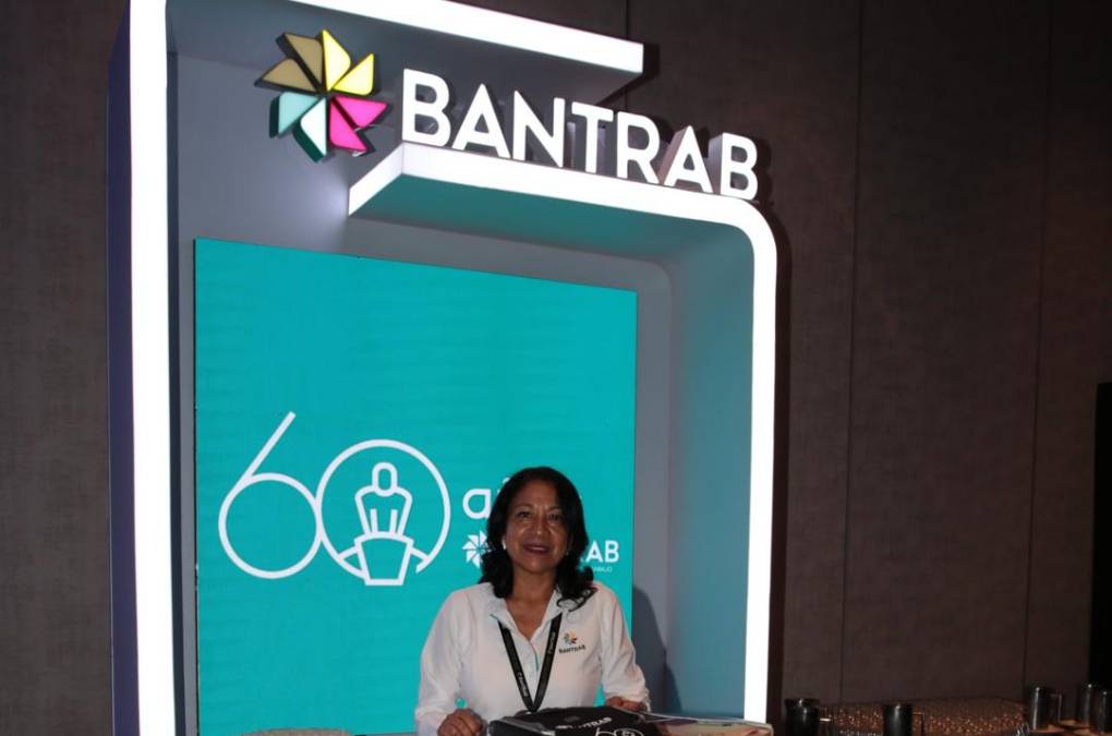 La Segunda Cumbre Regional Confianza 2026 contó con el apoyo de Bantrab, como copatrocinador, quien también llevó su experiencia a los asistentes.