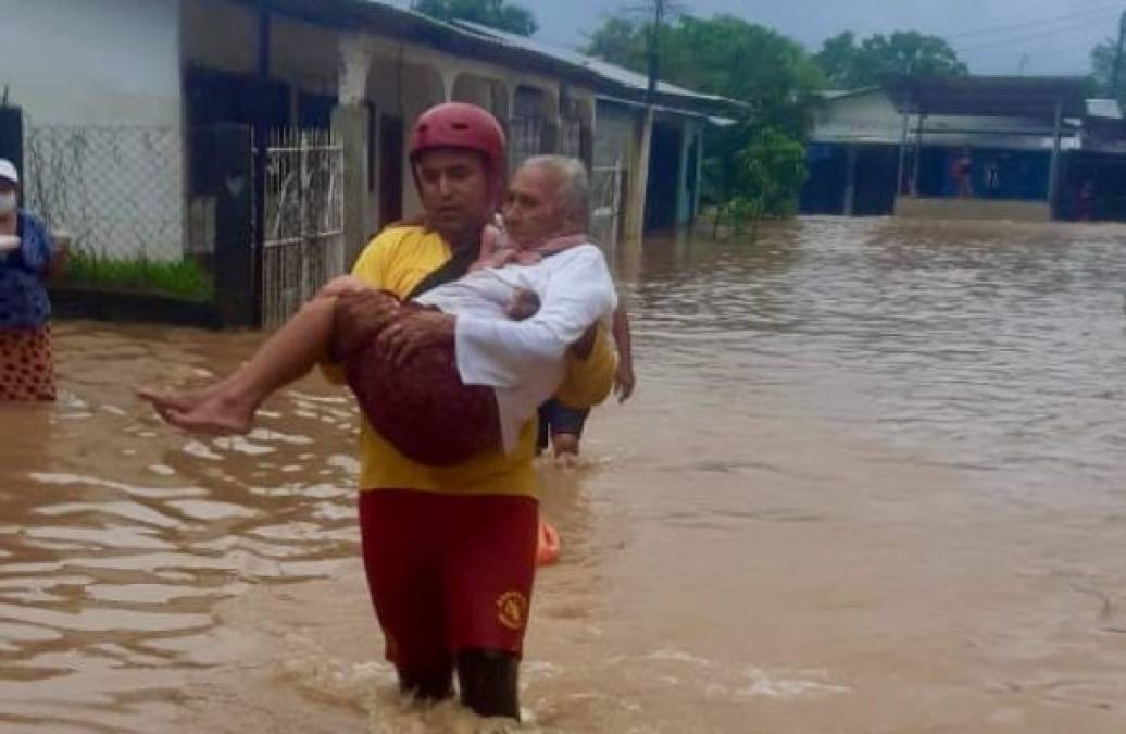 Devastación en Honduras por lluvias de depresión Eta