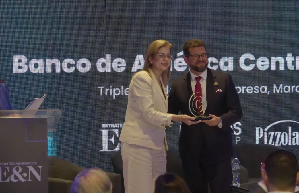 <i>BAC: Rodolfo Tabash Espinach – BAC: Líder Empresarial de Alta Confianza en Costa Rica (Público Informado, Público General) | Fernando González Paz – BAC El Salvador: Líder Empresarial de Alta Confianza en El Salvador (Público Informado) | Laura Moreno Ramírez – BAC: Líder Empresarial de Alta Confianza en Costa Rica (Público General) | Banco de América Central: Empresa de Alta Confianza en Costa Rica, Honduras, Nicaragua y El Salvador (Público Informado, Público General) | BAC: Marca de Alta Confianza en Honduras, Costa Rica, Nicaragua, El Salvador (Público Informado, Público General) </i>