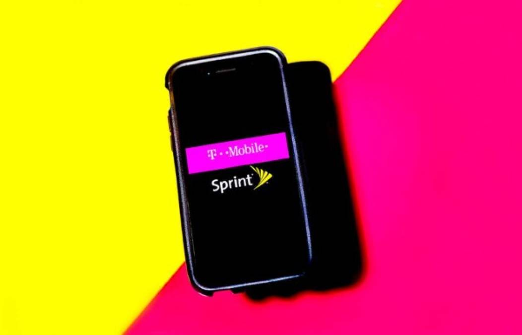 EE.UU.: Juez federal aprueba la compra de Sprint por T-Mobile por US$26.000 M