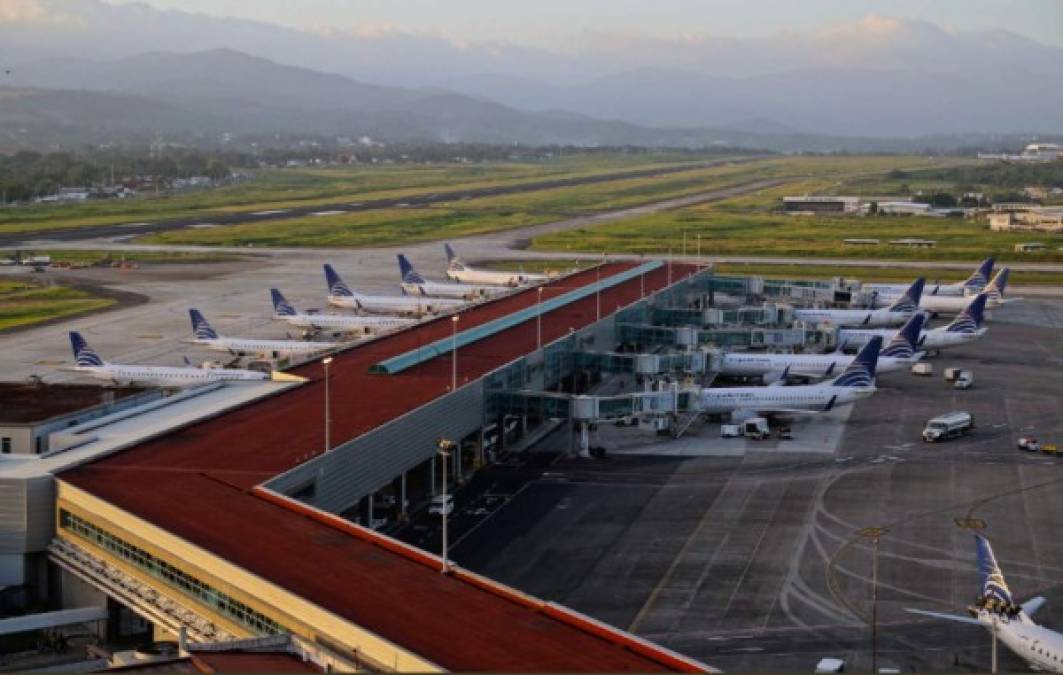 Tráfico aéreo panameño mueve a 15,6 millones de pasajeros