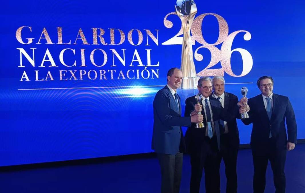 <i>Doce empresas finalistas protagonizaron la 38.ª edición del Galardón Nacional a la Exportación, organizada por AGEXPORT. Fogel de Centro América recibió el reconocimiento mayor al Exportador del Año 2026. (Foto: Agexport)</i>