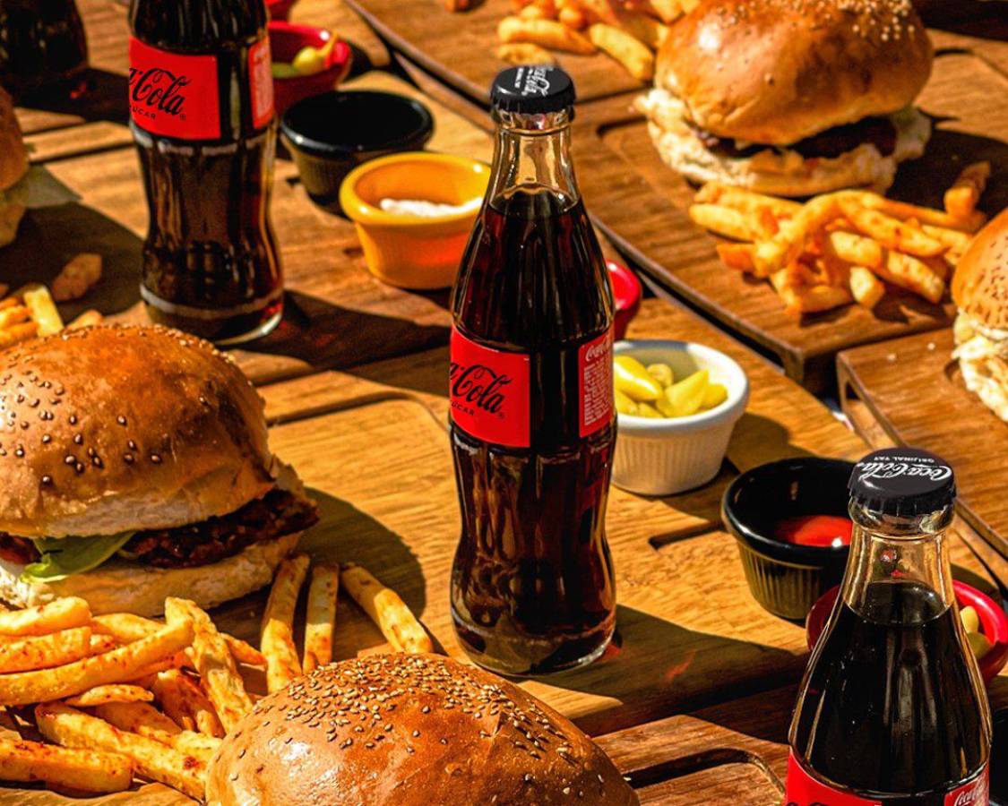 Trump promete devolver el azúcar a la Coca-Cola ¿Cuáles serían las consecuencias?