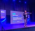 “No podemos decir que las máquinas piensan, sino que calculan. Generan modelos de predicción. Lo que hace ChatGPT o Gemini es predecir la respuesta más probable, pero no están pensando”, afirma el experto Sergio Rodríguez, Director de Innovación y Transferencia del Conocimiento Universidad Sergio Arboleda en Colombia. (Foto: E&amp;N)