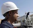 El shock petrolero ha provocado efectos duraderos en distintos sectores de esas economías, y esto llevará tiempo, advirtió el FMI. (Foto: EFE)