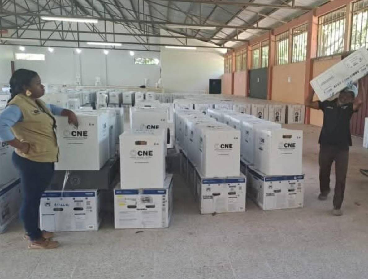 CNE pide a candidatos a la presidencia de Honduras respetar resultados