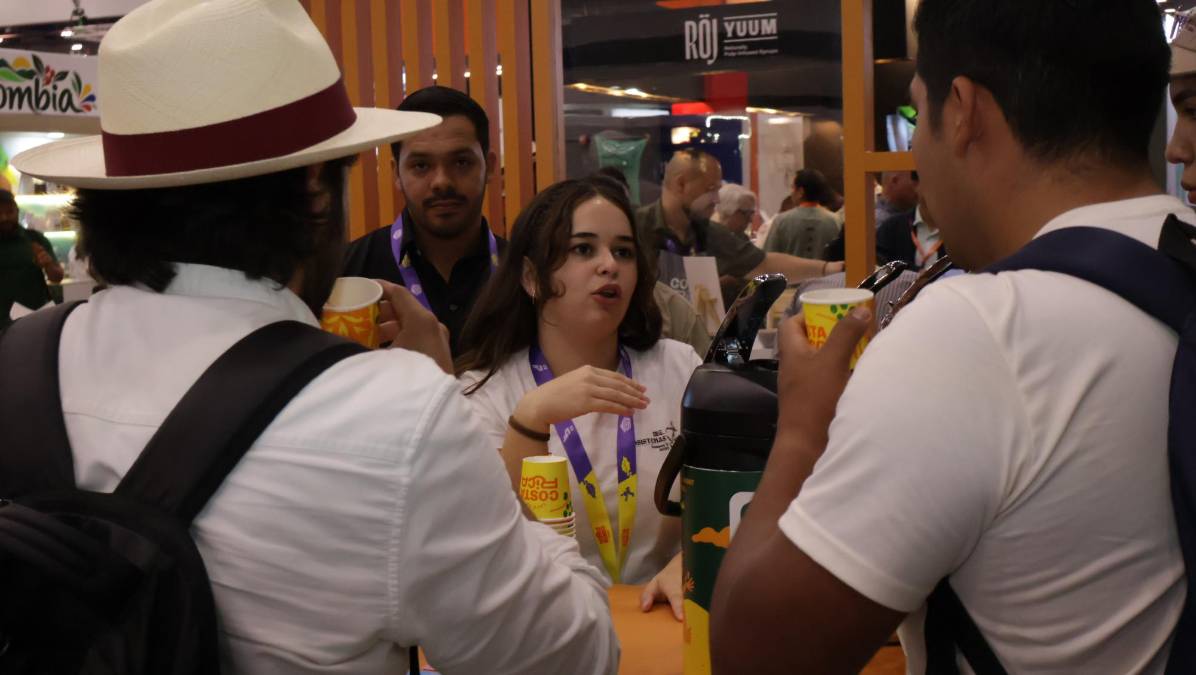 <i>Entre los principales atractivos de esta edición destaca la parte académica más de 10 charlas científicas, con conversaciones sobre temas que están transformando la industria, desde genética, producción y procesamiento hasta innovación, calidad, mercados, negocios y nuevas tendencias de consumo. (Foto: P. Balcáceres /E&amp;N</i>)