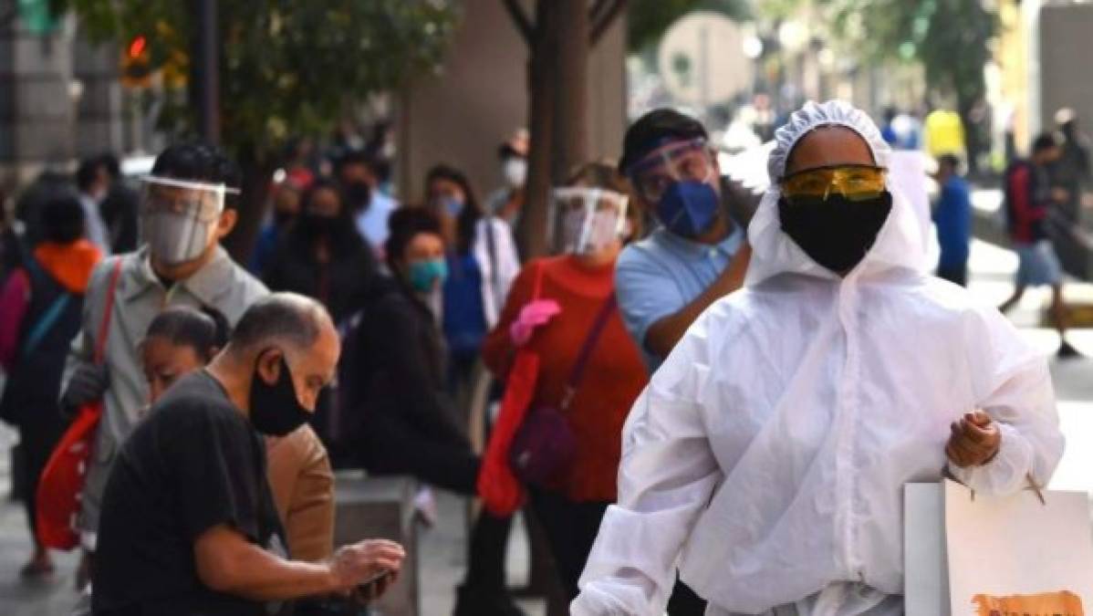 La mayoría de los países de América Latina no podrán volver a los niveles de crecimiento prepandémicos hasta 2023 y el ingreso per cápita no se recuperará hasta 2025, más tarde que en cualquier otro lugar, destacó el Fondo Monetario Internacional (FMI).