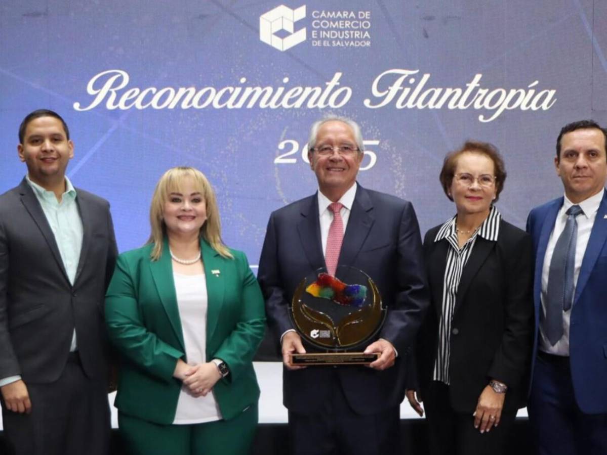 Reconocen labor social del empresario salvadoreño Roberto Kriete