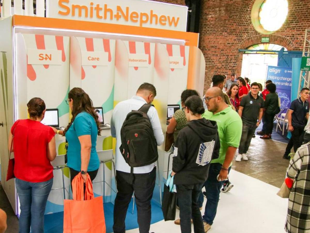 Se abren 4.000 oportunidades de empleo en feria multilingüe en Costa Rica