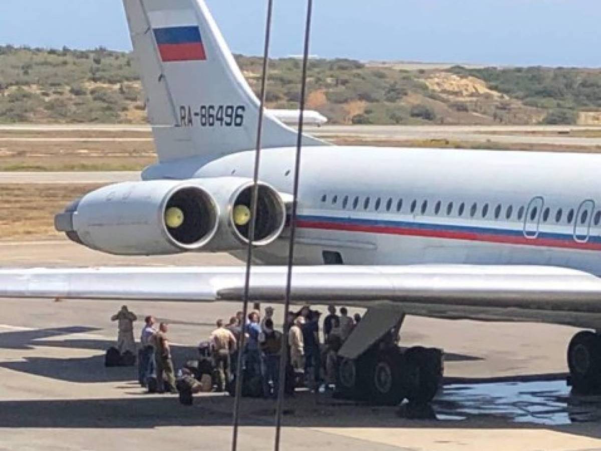 EEUU tilda de 'provocación' al despliegue de militares rusos en Venezuela