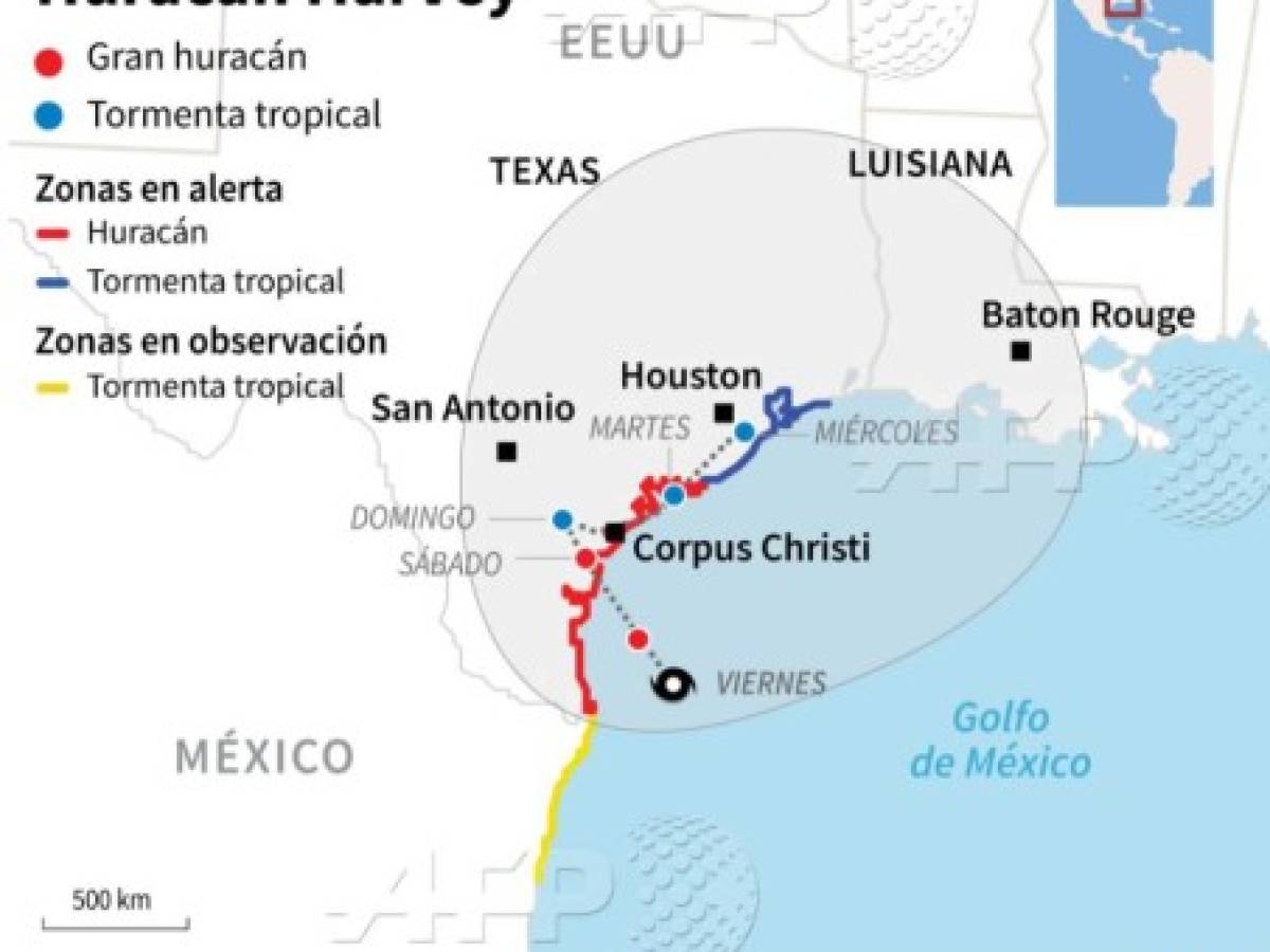 El huracán 'Harvey' provoca alza en combustibles en EE.UU.