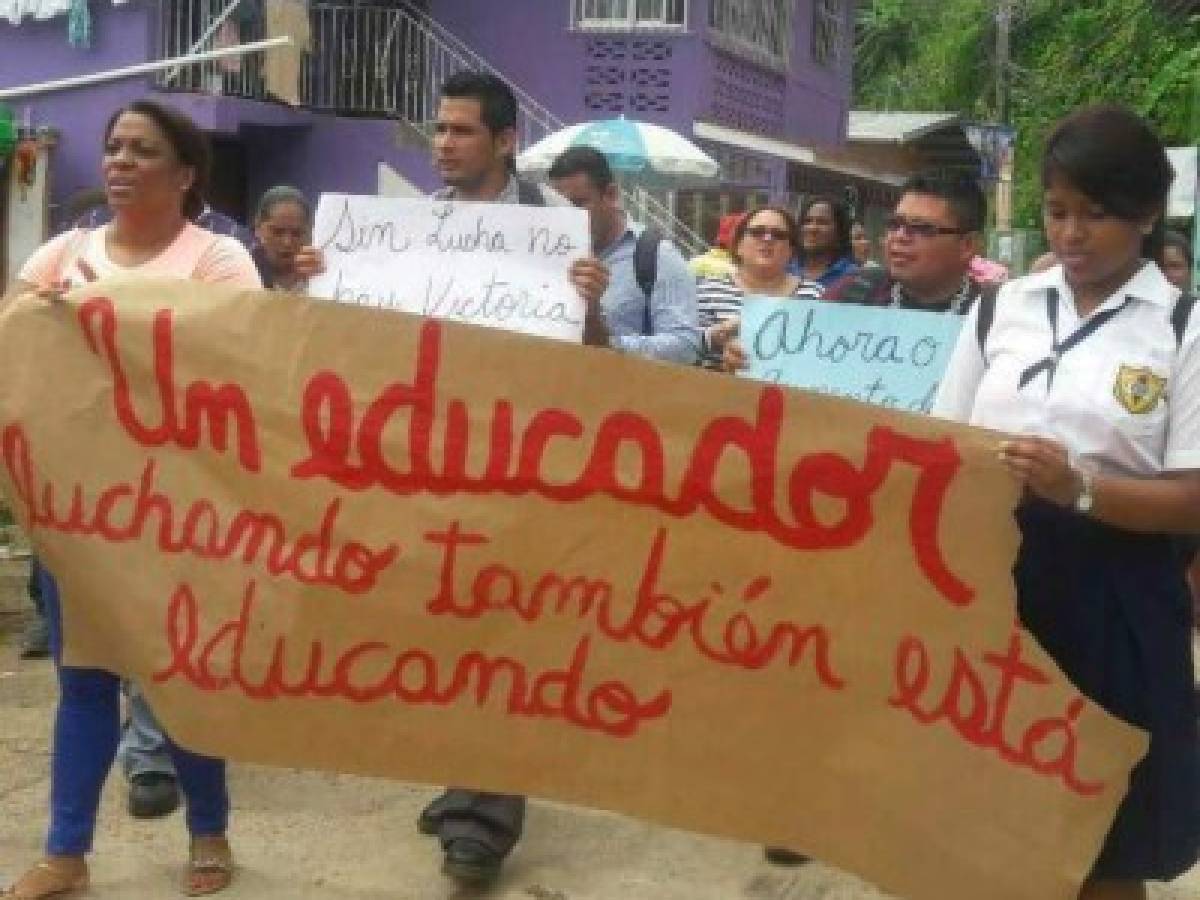 Panamá: Docentes declaran huelga de 72 horas
