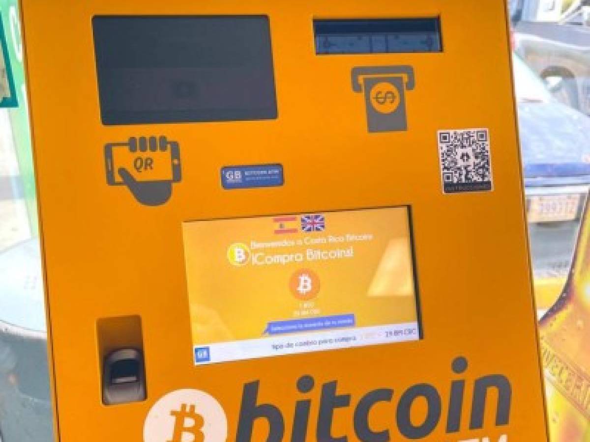 Costa Rica: Cadena de minisúper instala terminal de compra de bitcoin