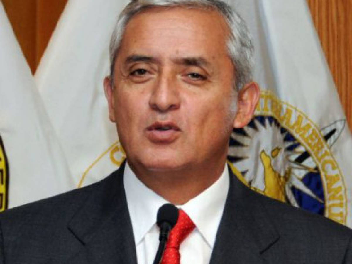 Guatemala: ajustada victoria de Pérez Molina, habrá ballotage