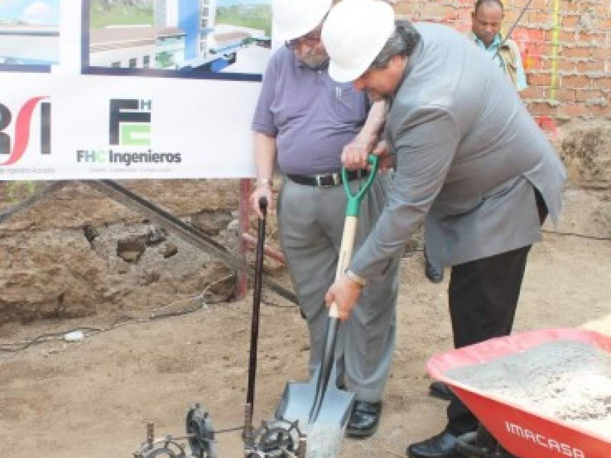 El Salvador: Inicia construcción de Torre Médica Cader