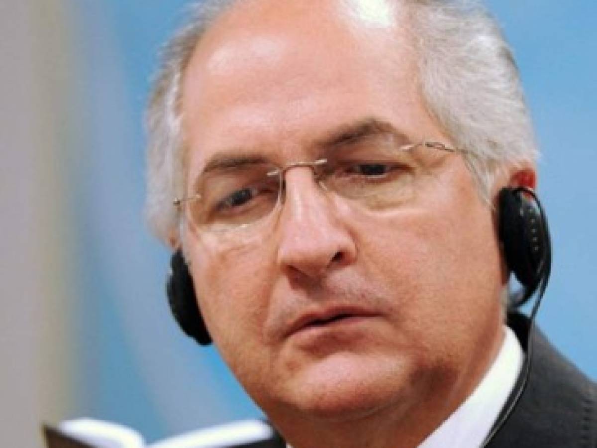 Alcalde mayor de Caracas Antonio Ledezma arrestado en Venezuela