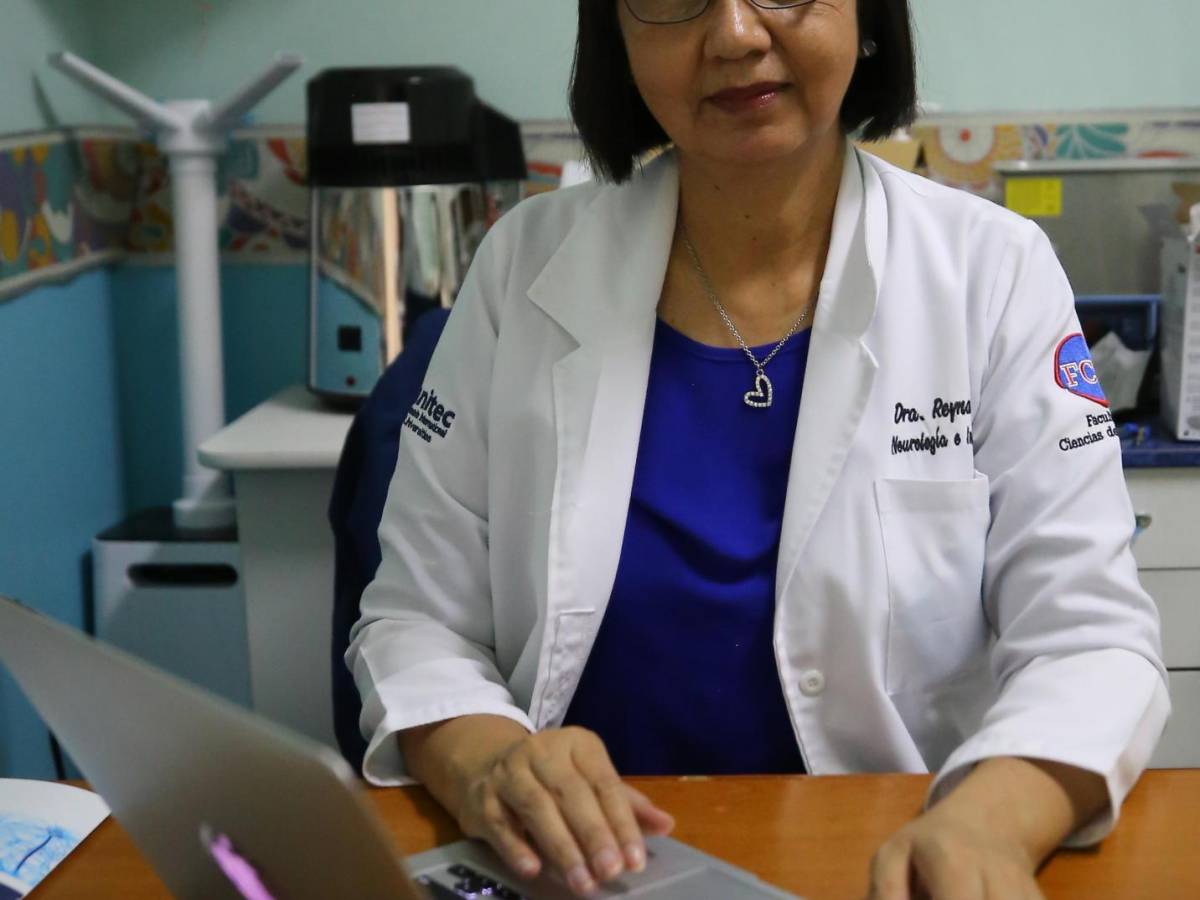 Reyna María Durón: La médica que aboga por el canabidol para sus pacientes