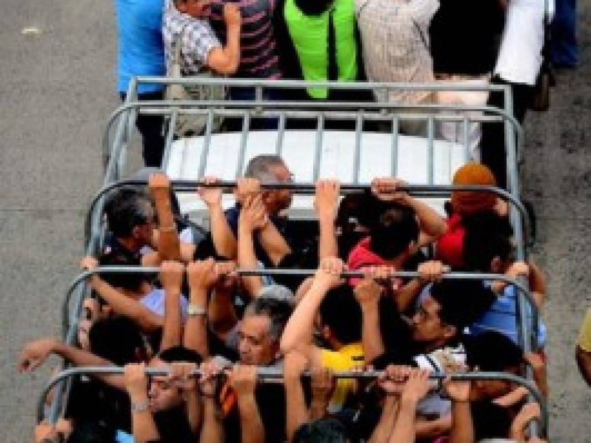 Crece número de rutas afectadas por paro de transporte en El Salvador