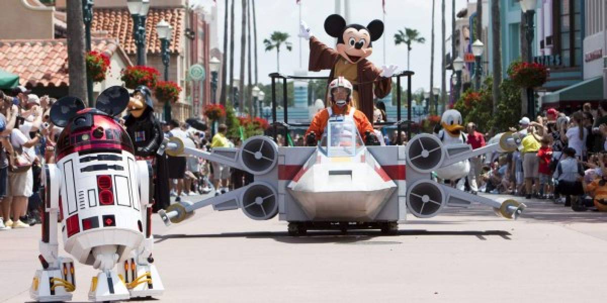 Disney anuncia dos parques temáticos de 'Star Wars”