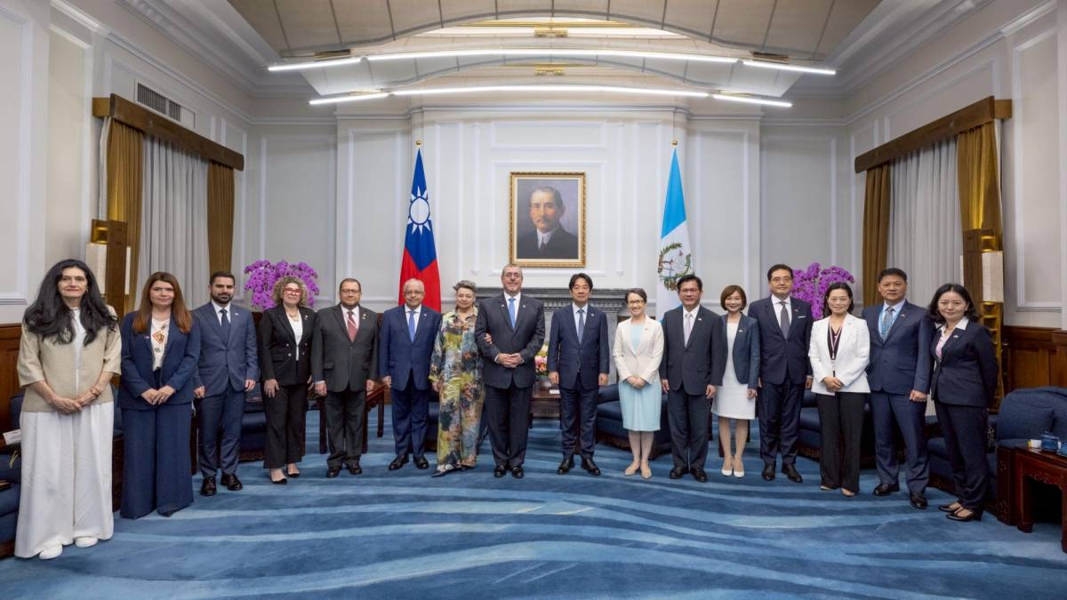 Guatemala y Taiwán firman acuerdo para impulsar la cooperación sobre chips