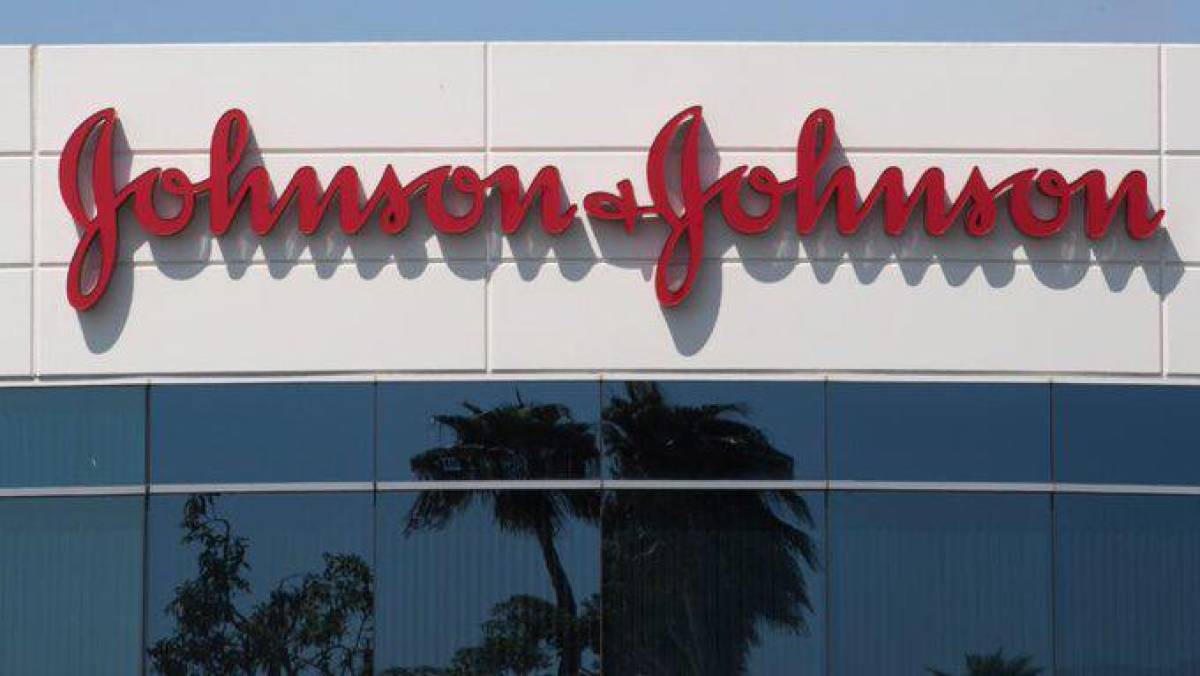 Johnson&amp;Johnson comprará biotecnológica para reforzarse en tratamiento contra cáncer