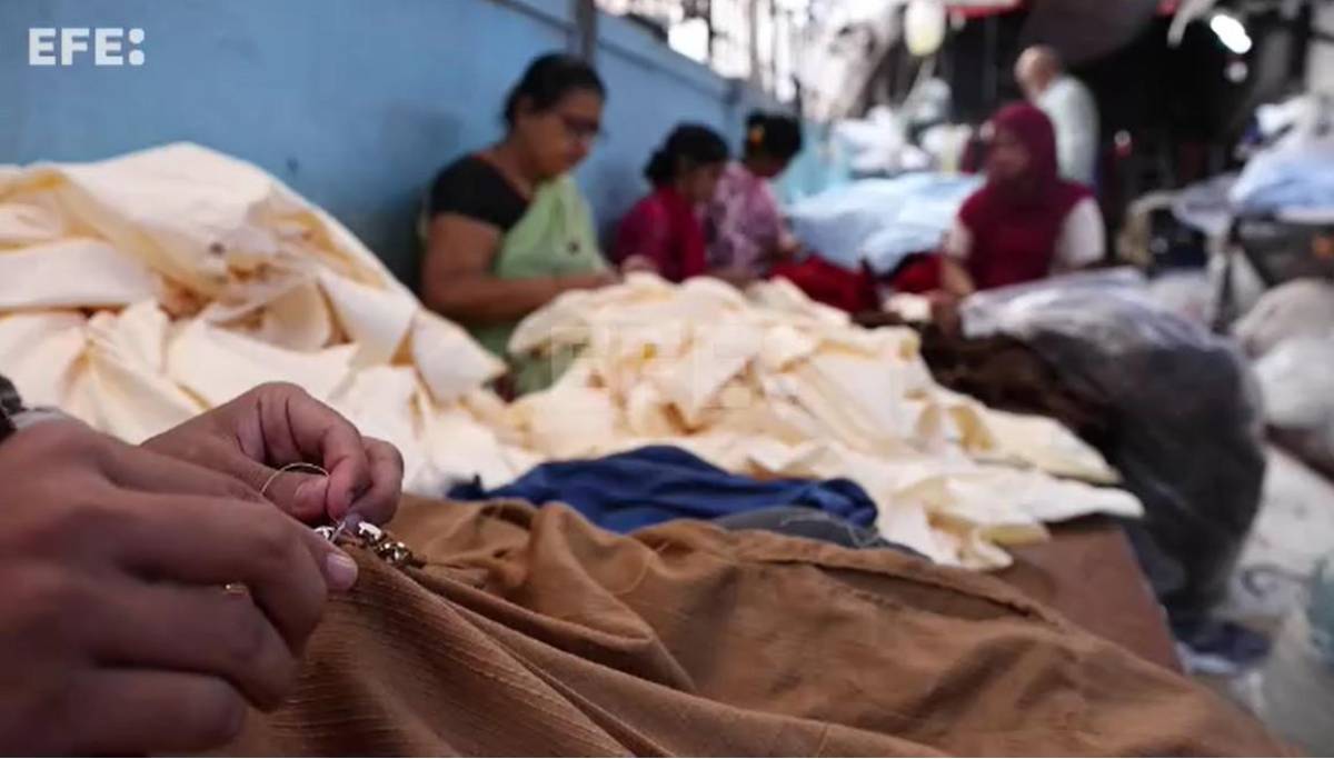 Walmart, Amazon y otros paralizan sus pedidos a India por aranceles de EEUU
