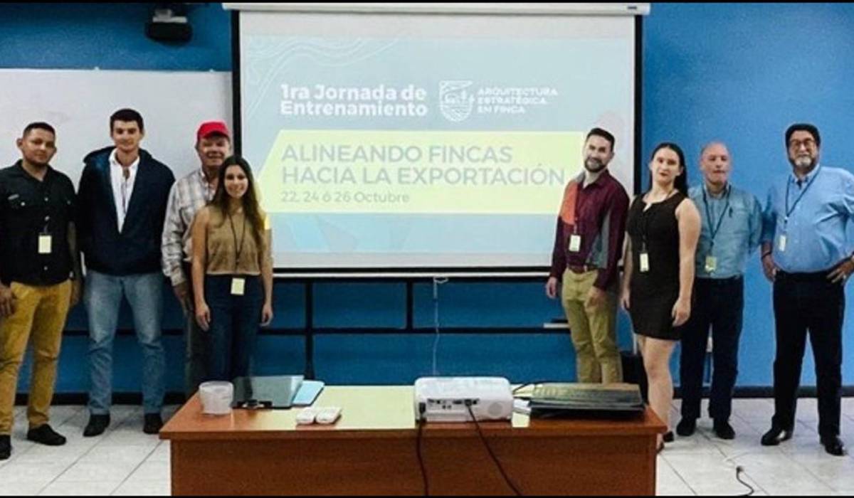 Capacitan a productores de fincas ganaderas de Costa Rica para futuras exportaciones