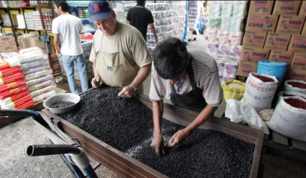 Guatemala: autorizan importación de frijol negro con arancel cero