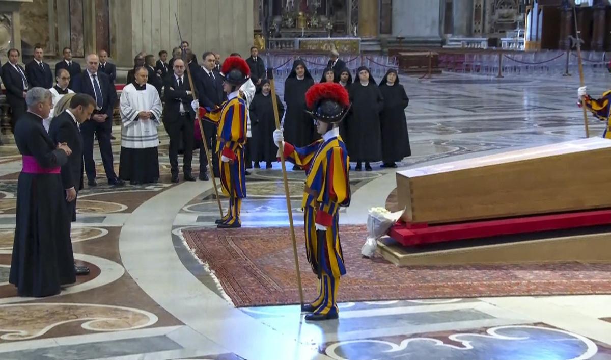 Adiós al papa Francisco: gestos, símbolos y recuerdos