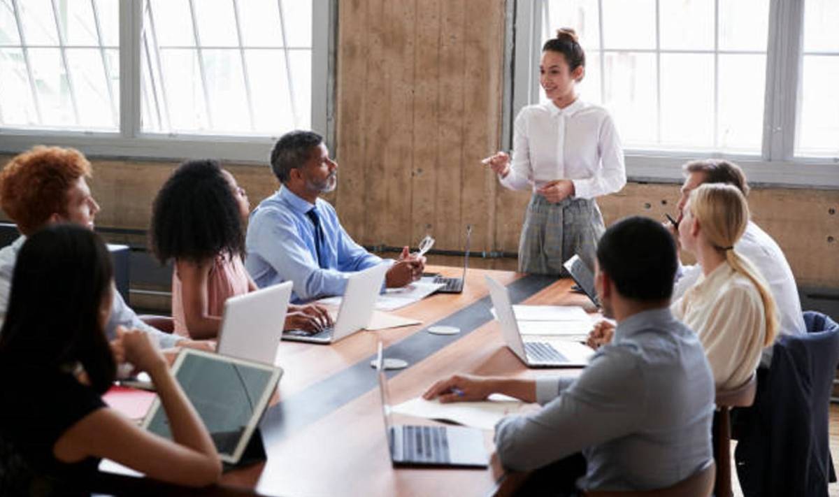 Jefes de la Generación Z están priorizando la flexibilidad y el bienestar, señala estudio