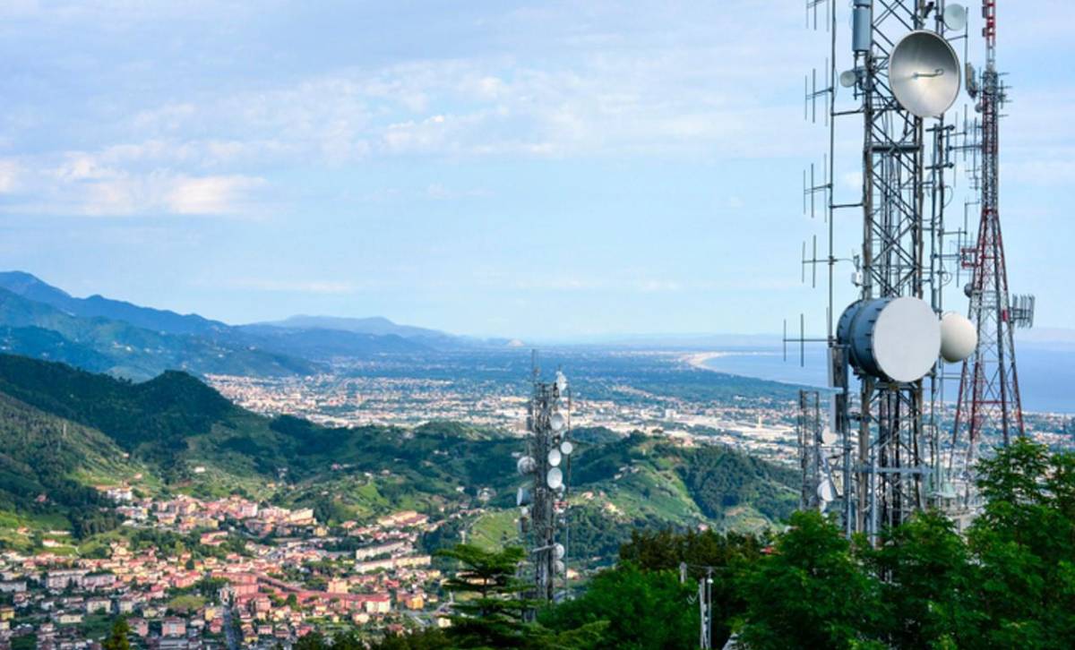SBA Telecommunications busca adquirir empresa de gestión de torres en El Salvador