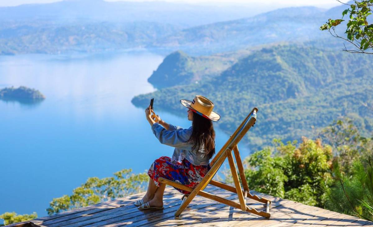 Hoteles de playa y montaña en El Salvador reportan casi 90 % de reservas