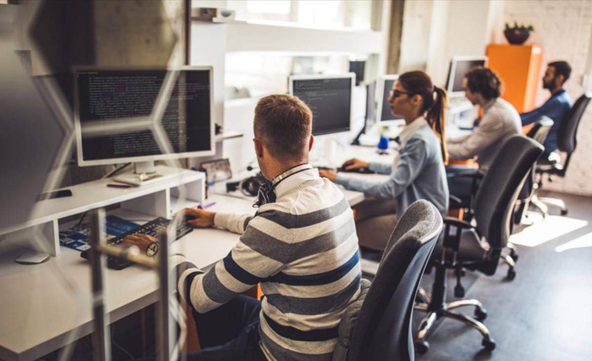 Porqué no es tan recomendable 'ser uno mismo' en el trabajo