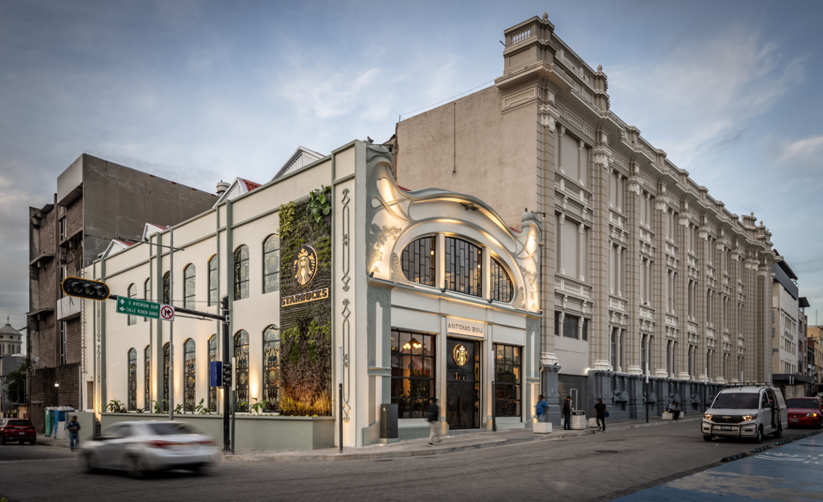 Primera tienda insignia de Starbucks en Latinoamérica está en El Salvador