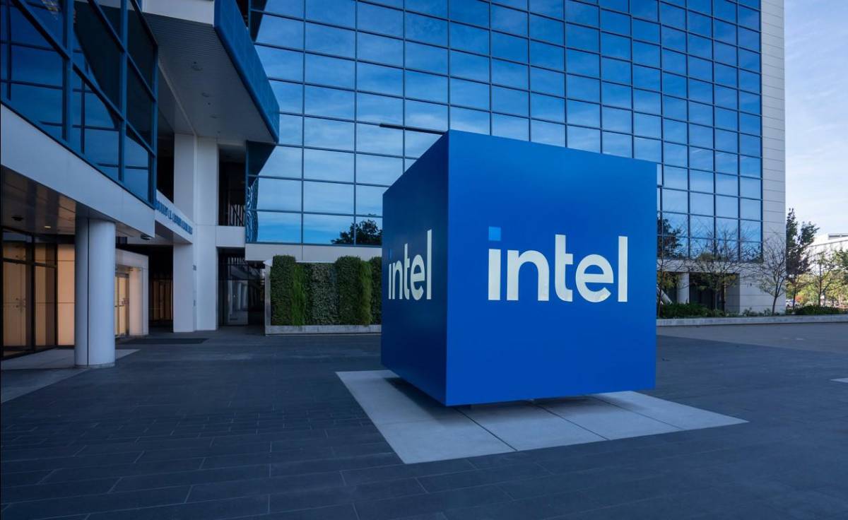 El destituido CEO de Intel recibirá una indemnización de US$12 millones