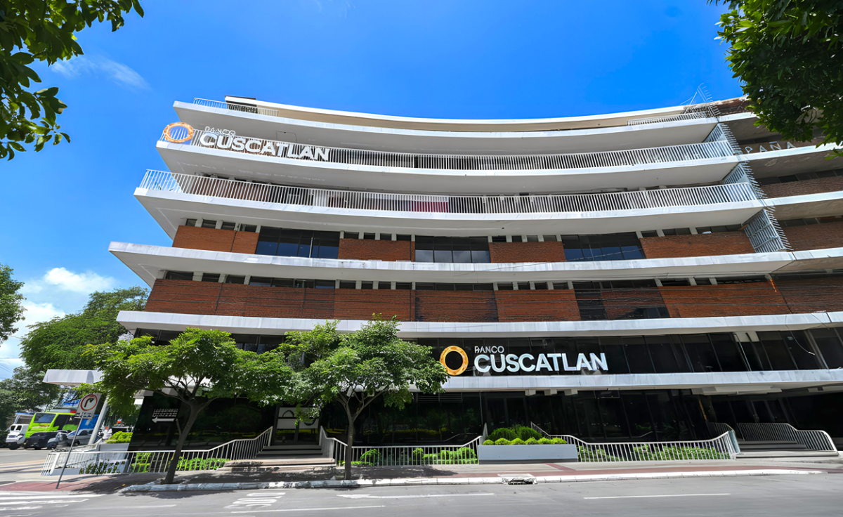 Banco CUSCATLÁN anunció que inició sus operaciones en Guatemala