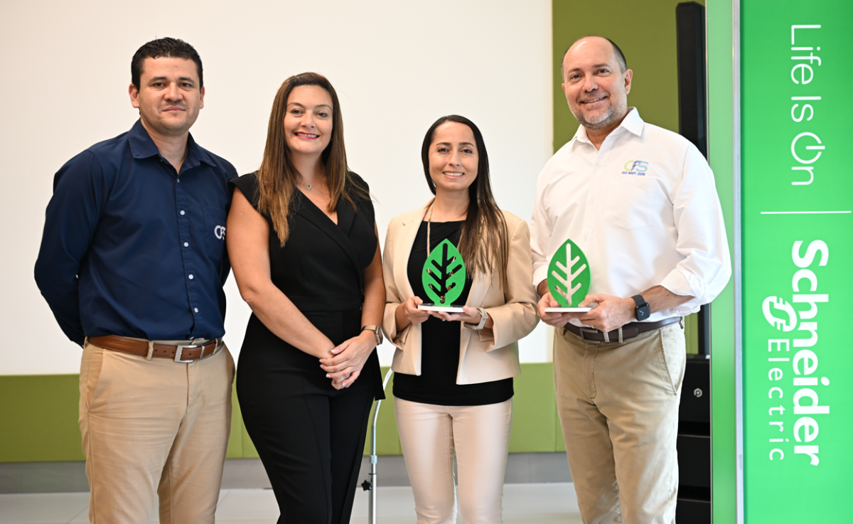 Schneider Electric otorga reconocimiento de sostenibilidad a CFS y FIFCO
