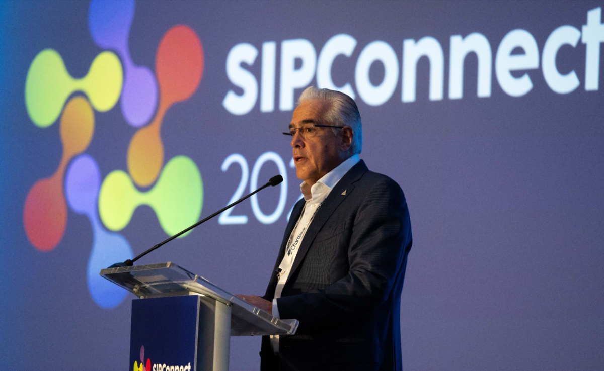 Foro SIPConnect abordó los desafíos de la inteligencia artificial en los medios