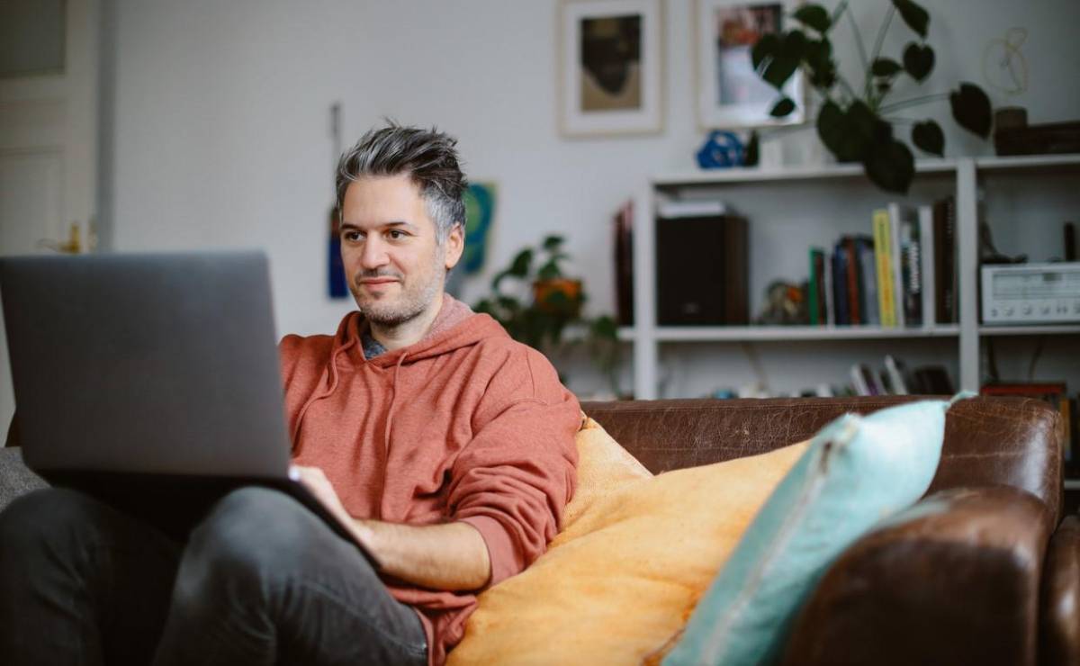 <i>En el periodo del 2022 y 2024, las autoridades de la Dirección de Migración y Extranjería aprobaron un total de 589 visas como nómadas digitales, de las 683 solicitudes recibidas. Foto de iStock</i>