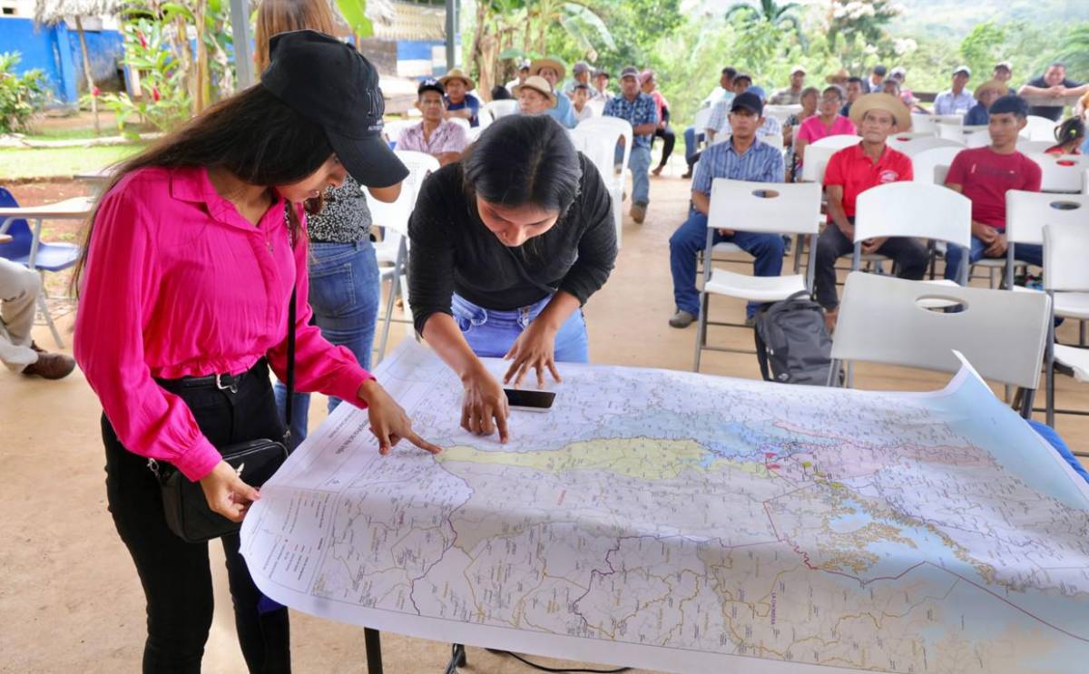 Desarrollan plan para reasentamientos por construcción de lago en Panamá