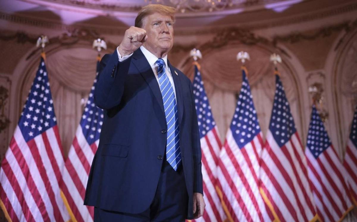 Trump estudia declarar emergencia económica para implantar aranceles, según CNN