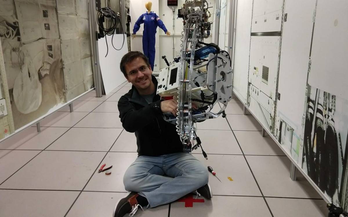 Investigador costarricense de robótica espacial de la NASA dará conferencia