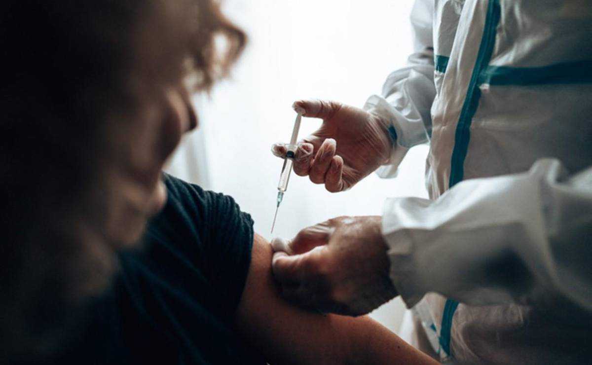 <i>Se busca avanzar hacia el diseño de una planta regional de manufactura de vacunas y biofármacos, con una capacidad proyectada de hasta 30 millones de dosis anuales. Foto de iStock</i>
