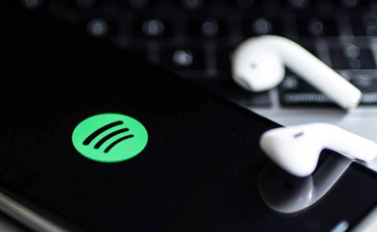 <i>Spotify elevó recientemente los precios de sus planes de suscripción premium en varios mercados. Foto de iStock</i>