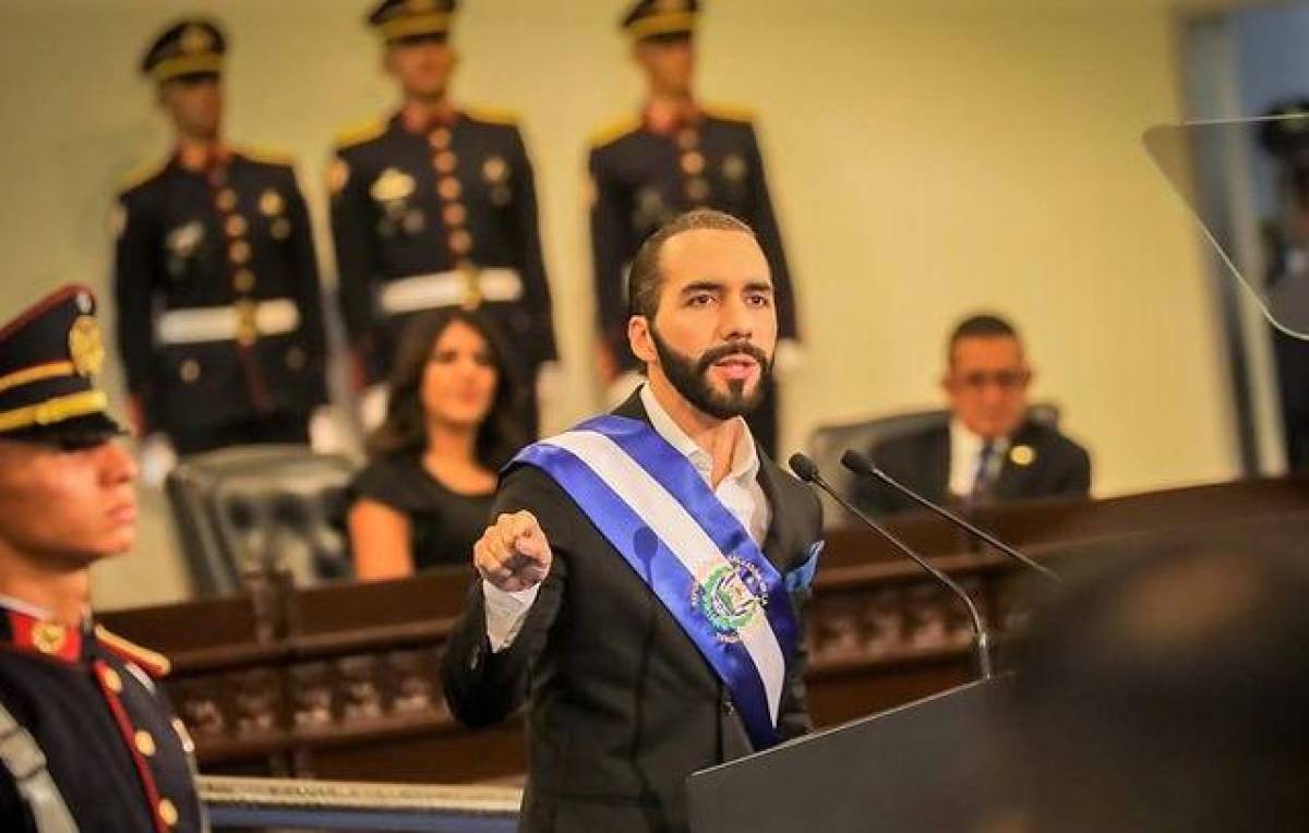 Nayib Bukele pide el voto para seguir con 'guerra' contra las pandillas en El Salvador