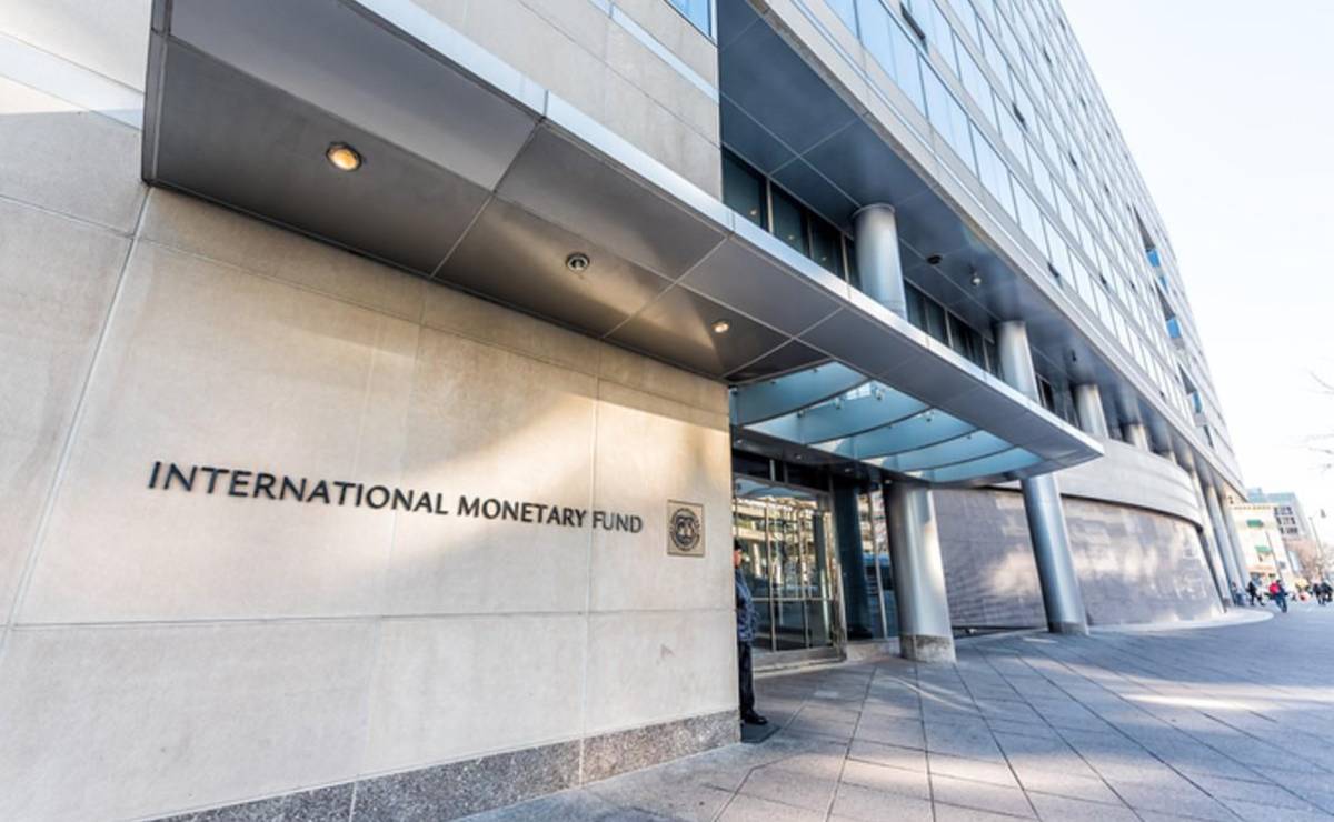 <i>La austeridad impuesta por el FMI amenaza con reducir aún más la capacidad de estos países para hacer frente a las repercusiones de la guerra contra Irán y a futuras crisis. Foto de iStock</i>