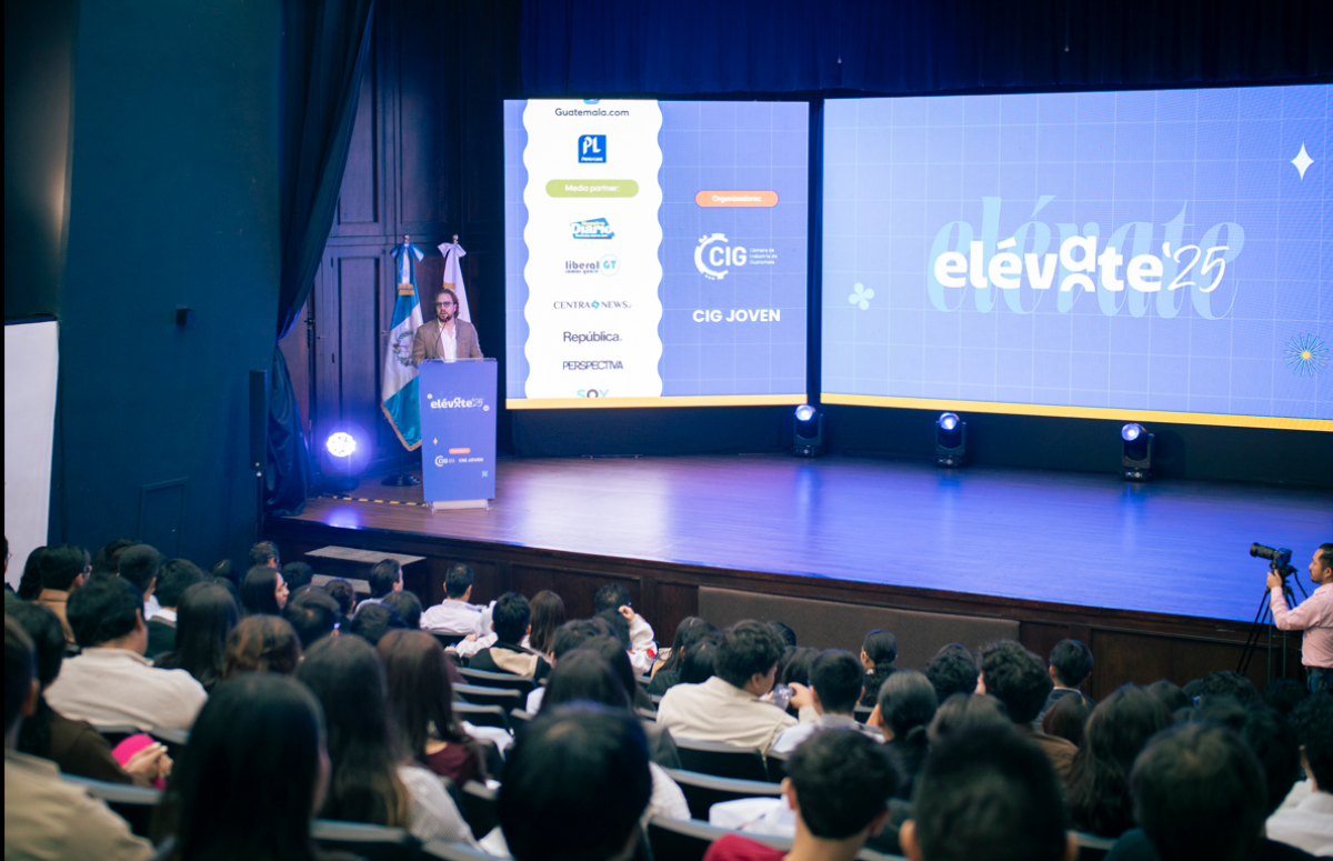 Evento Elévate 2025 impulsa empleabilidad de jóvenes en Guatemala
