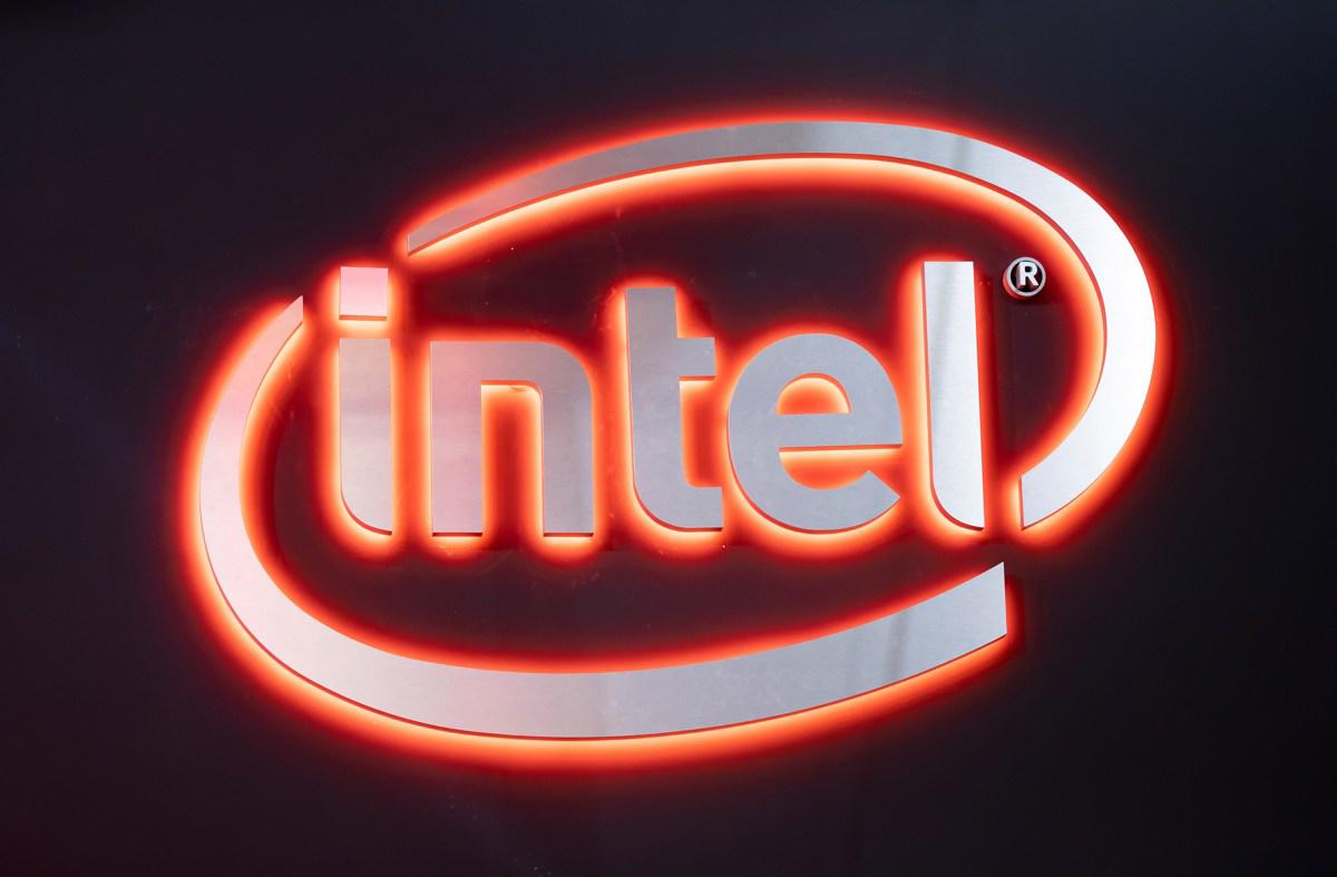 Intel despedirá al 15 % de su fuerza laboral este 2025