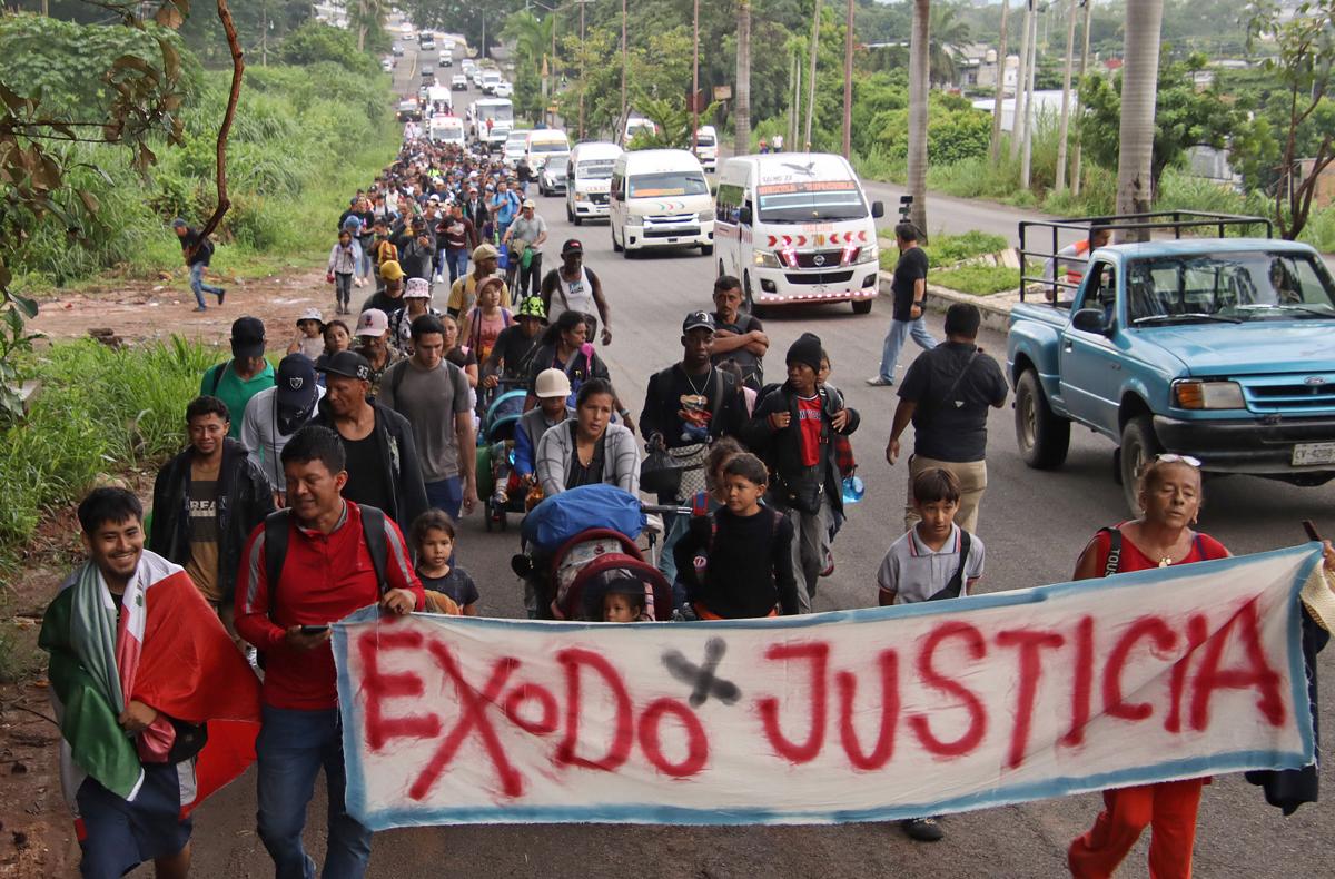 Caravana migrante parte del sur de México pero ya no busca llegar a EEUU